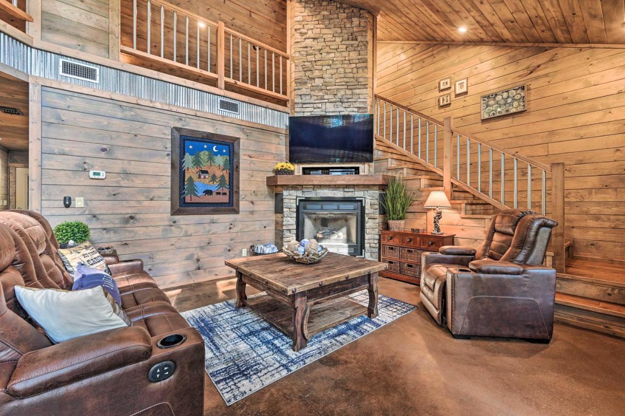 Luxe Broken Bow Cabin With Tesla Charging Station Stephens Gap Exterior photo